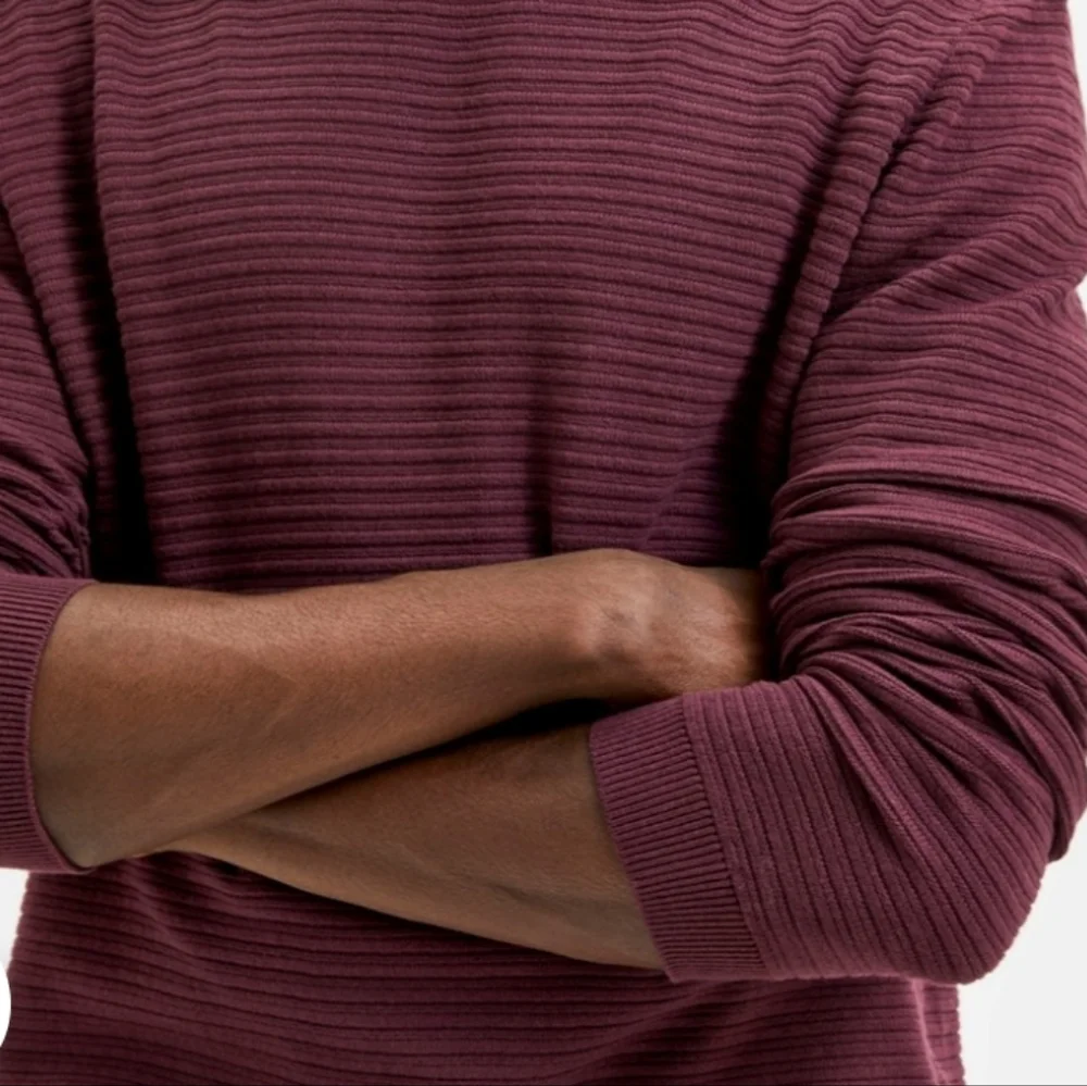 Selected Homme Men “Masei” Knit Crew Neck in Maroon Burgundy color size L